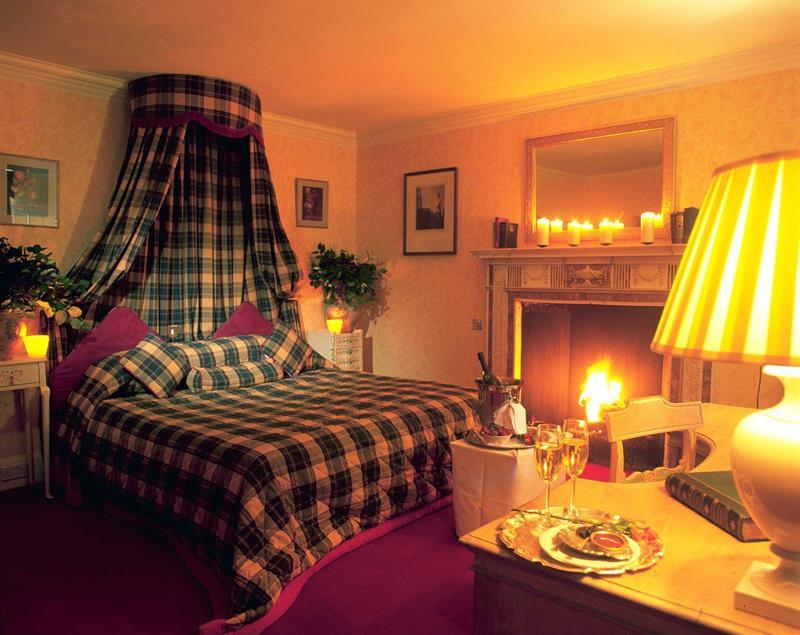 Roman Camp Country House Hotel Callander Exterior photo
